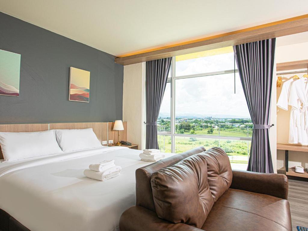 B2 Mae Sot Boutique & Budget Hotel Екстериор снимка