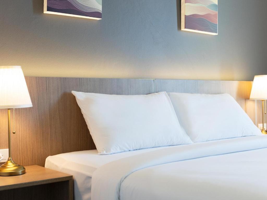 B2 Mae Sot Boutique & Budget Hotel Екстериор снимка