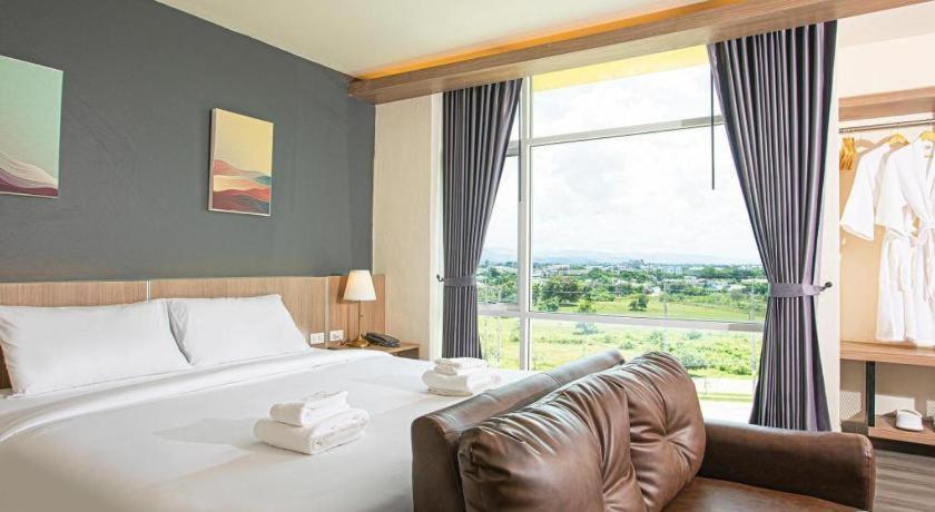 B2 Mae Sot Boutique & Budget Hotel Екстериор снимка