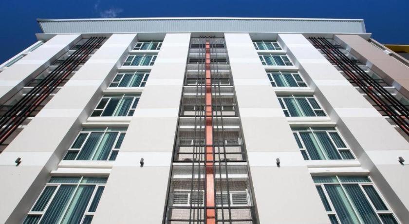 B2 Mae Sot Boutique & Budget Hotel Екстериор снимка