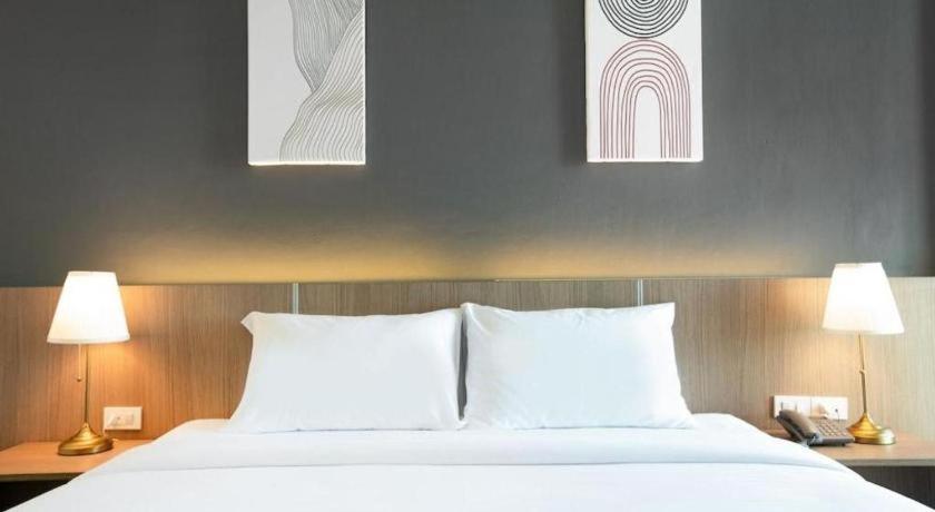 B2 Mae Sot Boutique & Budget Hotel Екстериор снимка